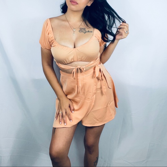 Two piece set - Picture 4 of 4